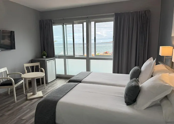 Apartamentos Colon Playa
